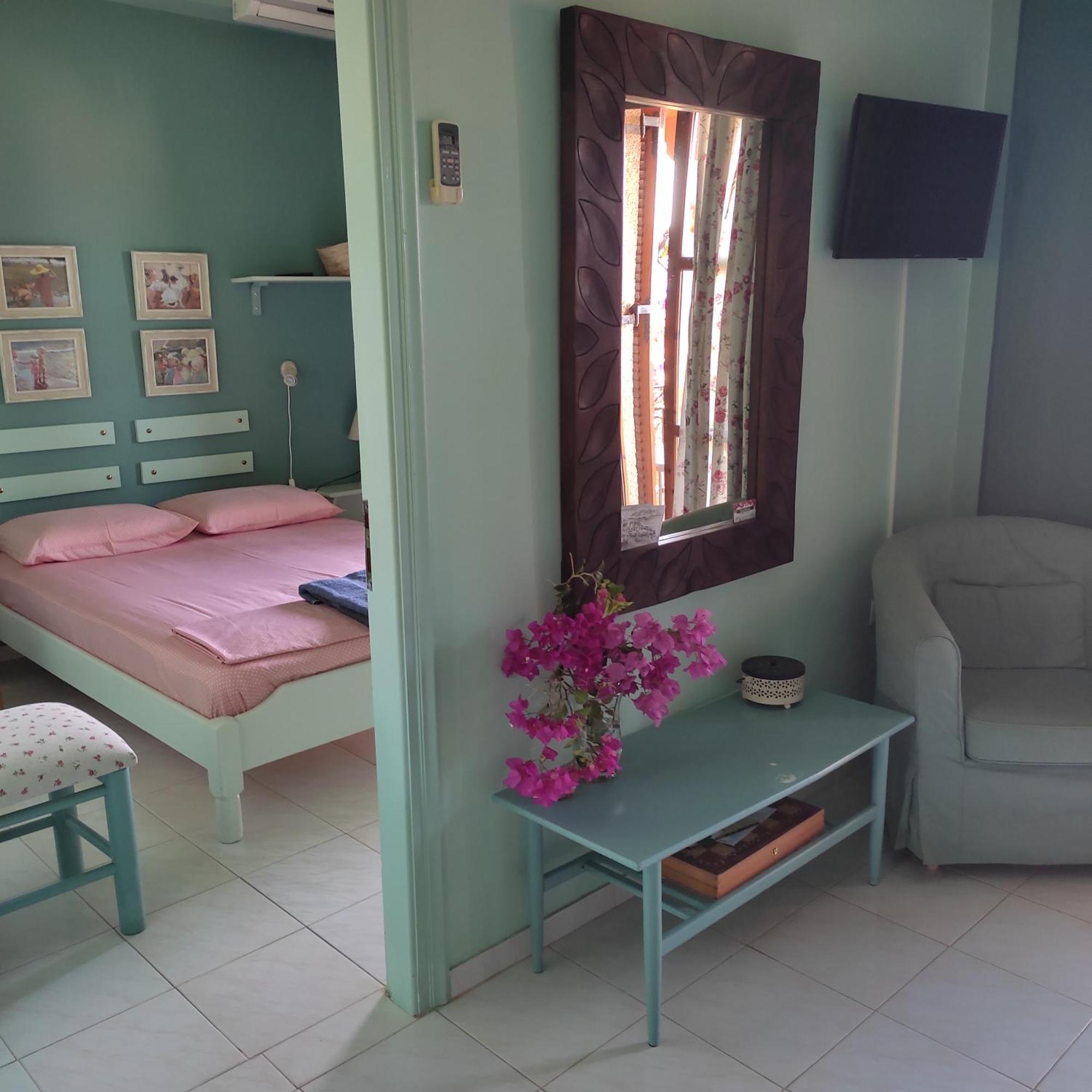 Iliolithos Rooms Kardamyli Zewnętrze zdjęcie